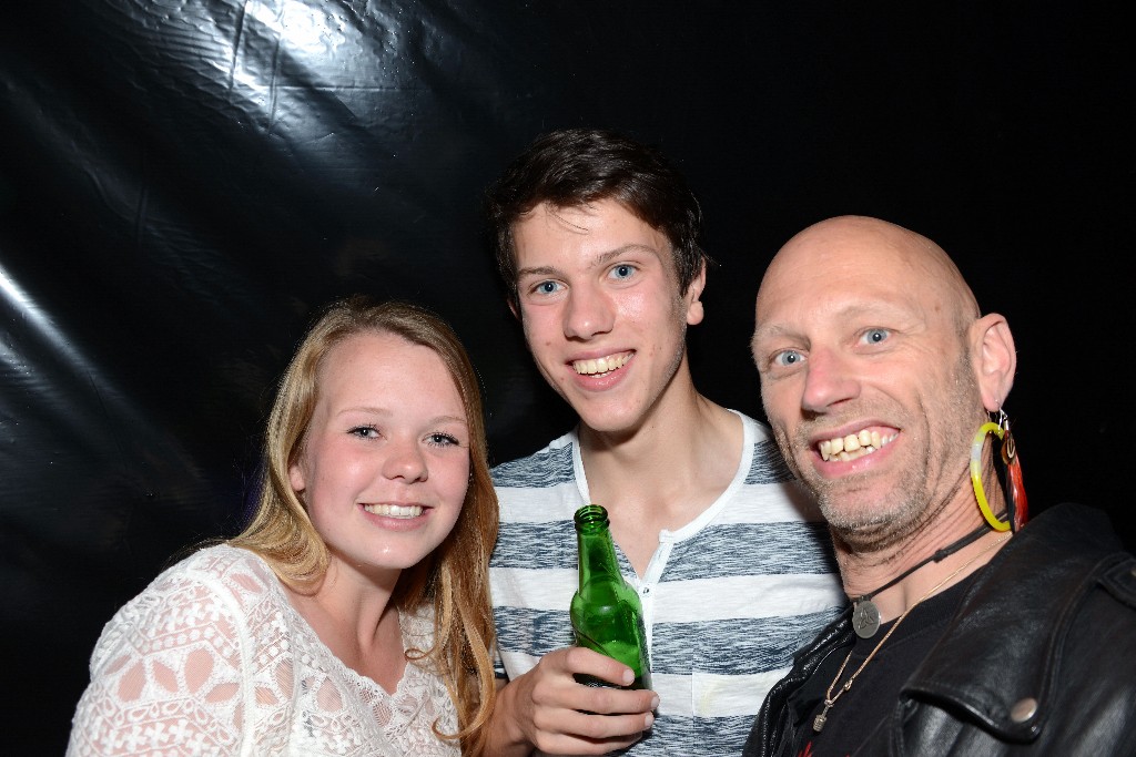 ../Images/Blacklight Ibiza Party 089.jpg